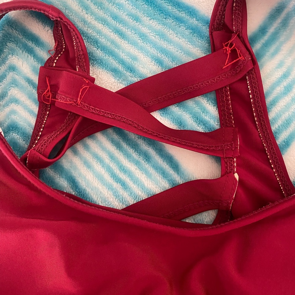 Bikini - Picture 2 of 2
